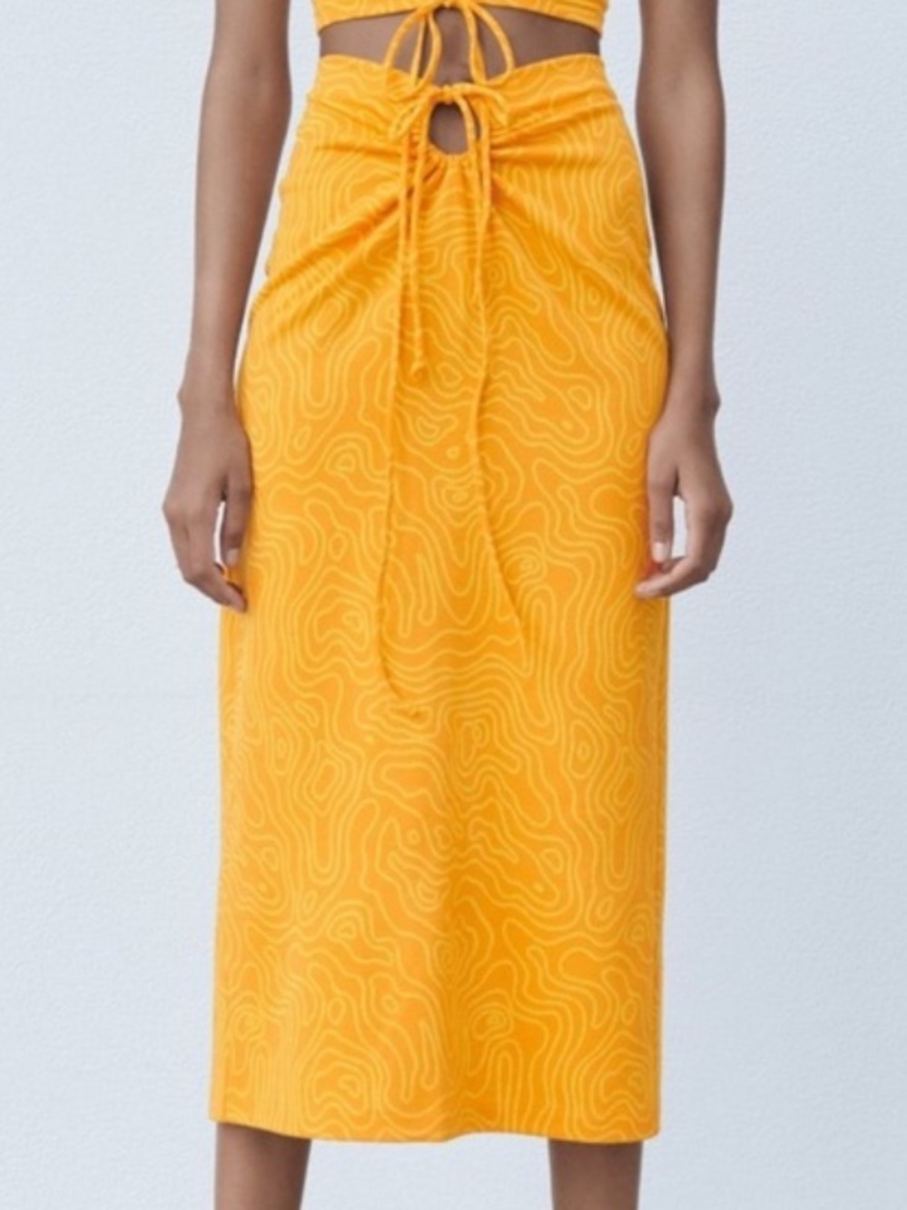 < Zara Orange/Yellow Abstract Retro Tie Waist Midi Skirt XS >